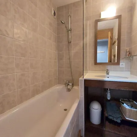 4-6p Belle Plagne, Skis Aux Pieds, Vue Montagne, Ensoleille Apartment *